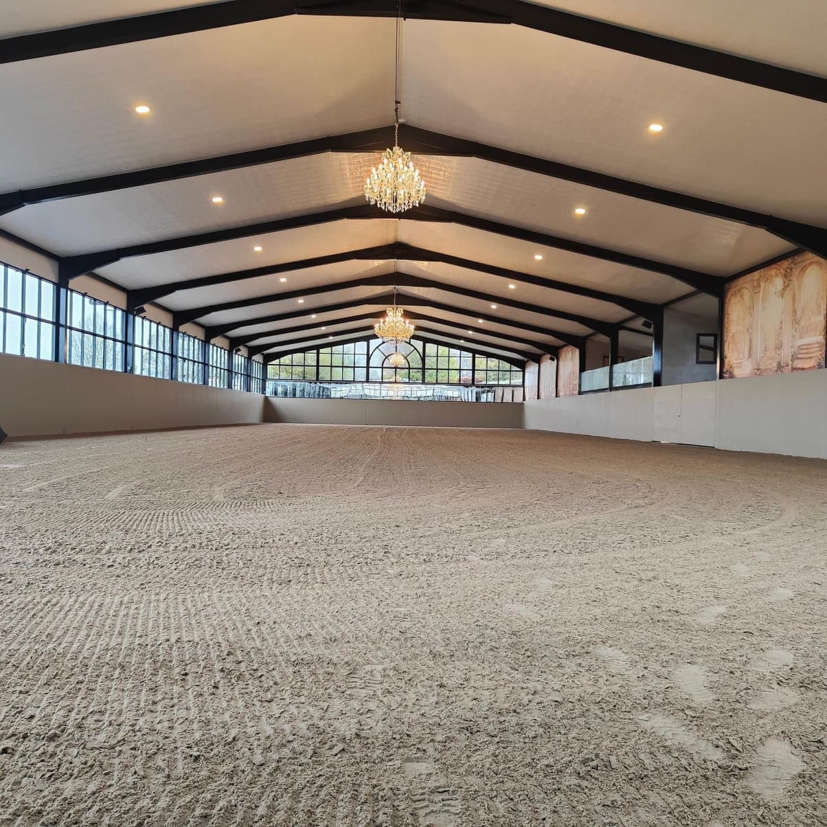 Irrigation and watering systems for equestrian arenas CapillaryFlow
